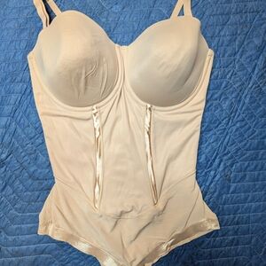 Elegant Cream Women's Bustier